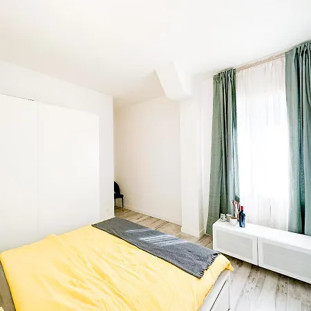 Poppea Domus Romae Hotel *